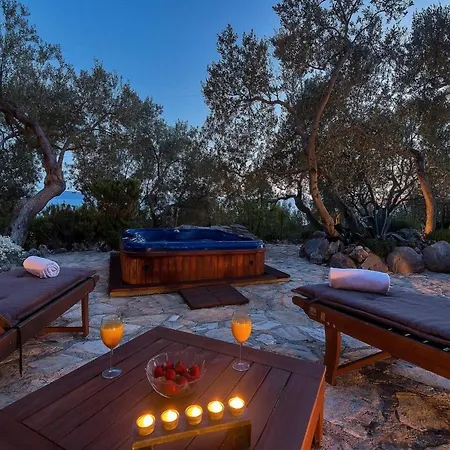 Ferienhaus Fuer 2 Personen 1 Kind Ca 45 Qm In Makarska, Dalmatien Mitteldalmatien *