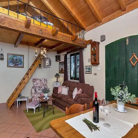 Ferienhaus Fuer 2 Personen 1 Kind Ca 45 Qm In Makarska, Dalmatien Mitteldalmatien Holiday home