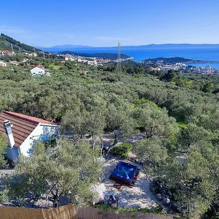 Ferienhaus Fuer 2 Personen 1 Kind Ca 45 Qm In Makarska, Dalmatien Mitteldalmatien Holiday home Makarska