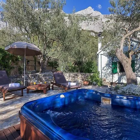 Ferienhaus Fuer 2 Personen 1 Kind Ca 45 Qm In Makarska, Dalmatien Mitteldalmatien * Makarska